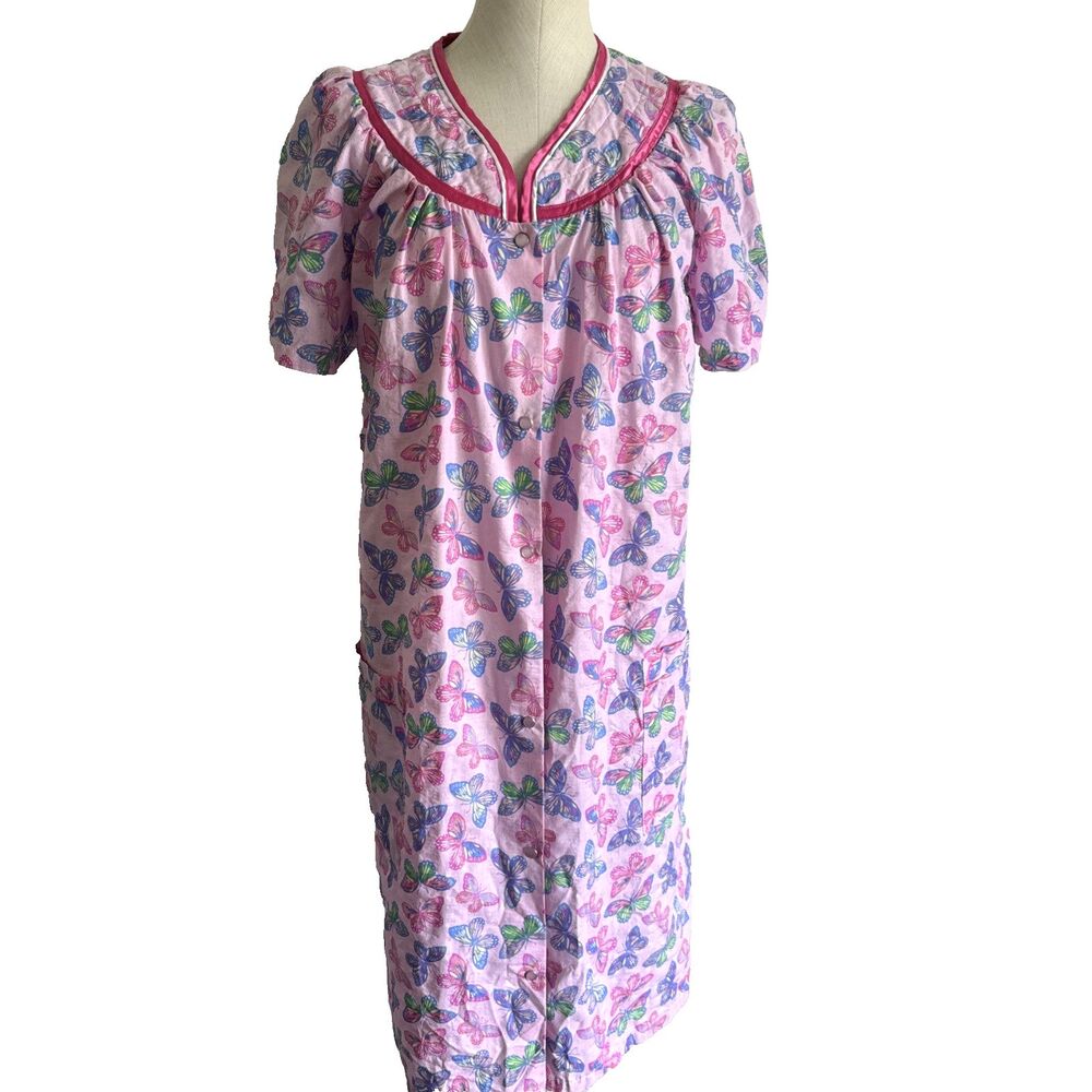Elegant Emily Pink Butterfly Robe Pearl Snap Nightgown House Coat Kaftan Large